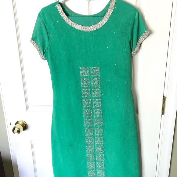 Green and Silver Georgette Indian Dress - Picture 1 of 3